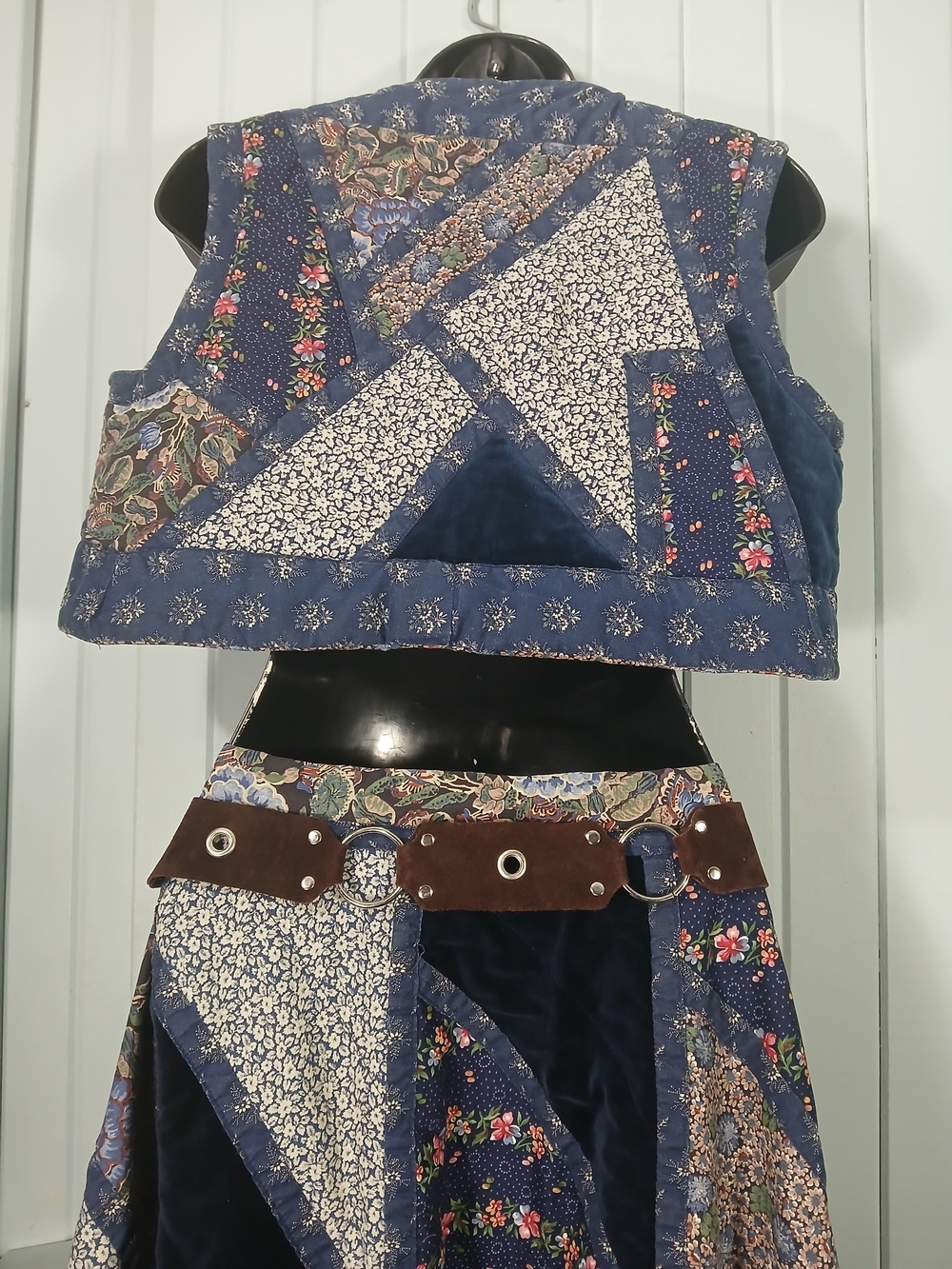 Vintage Festival Boho Patchwork Navy Floral Maxi Skirt Set with Belt - Picture 3 of 10
